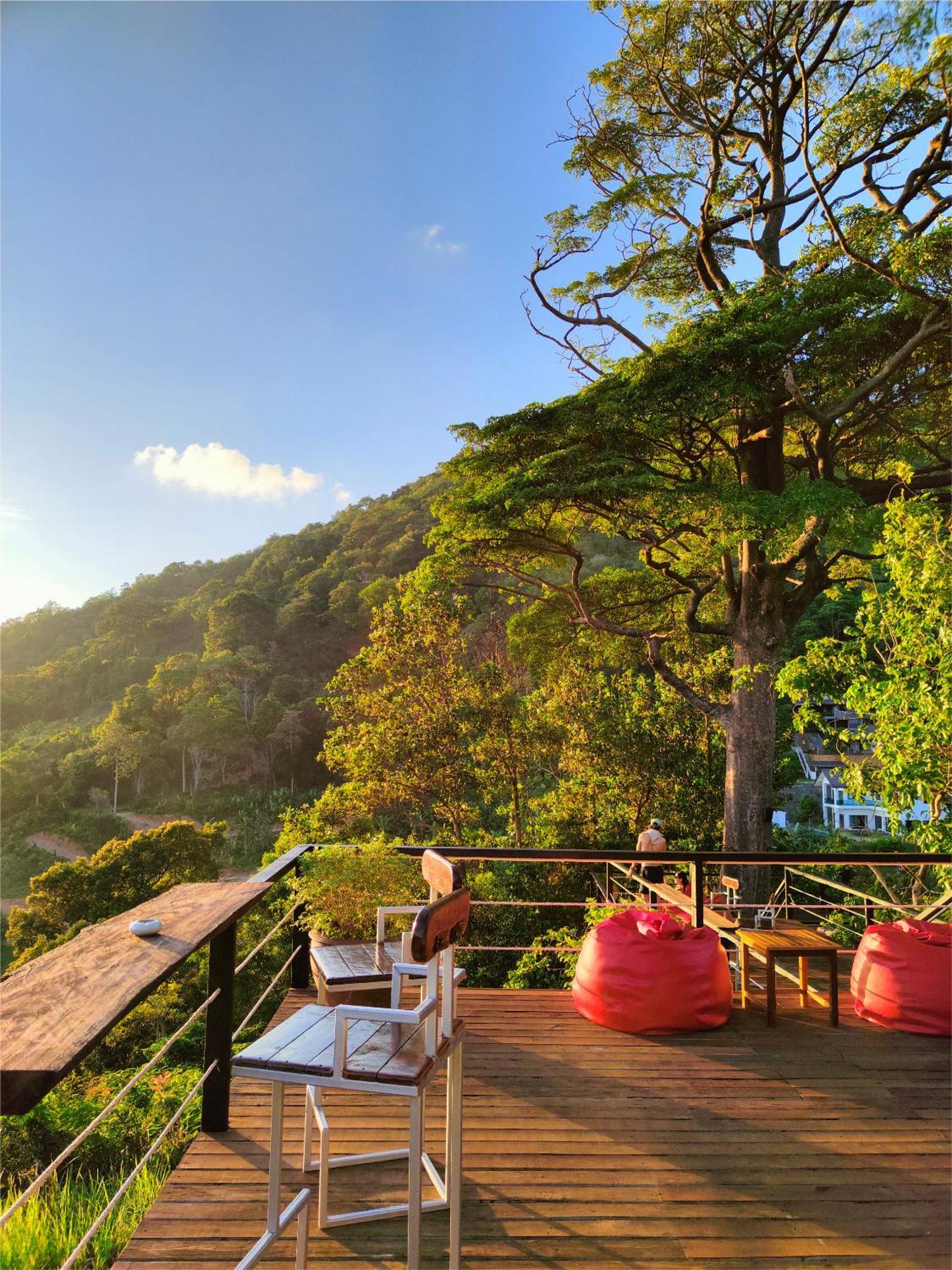 Phuket Jungle Experience Resort Karon Exterior photo